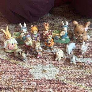 Bunny/Rabbit figurines